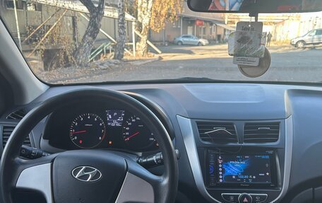 Hyundai Solaris II рестайлинг, 2013 год, 1 070 000 рублей, 7 фотография