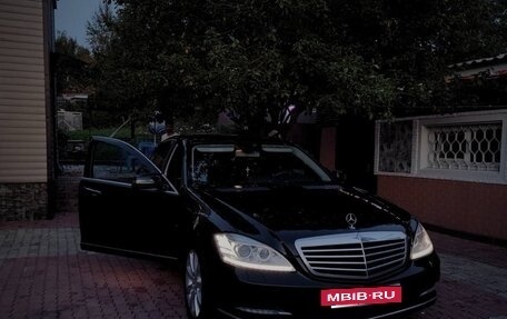 Mercedes-Benz S-Класс, 2011 год, 2 050 000 рублей, 9 фотография