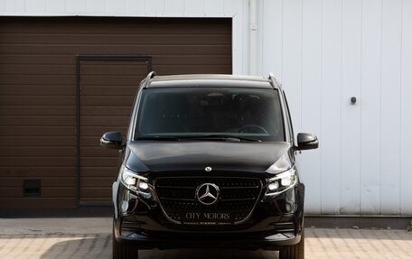 Mercedes-Benz V-Класс, 2024 год, 12 400 000 рублей, 3 фотография