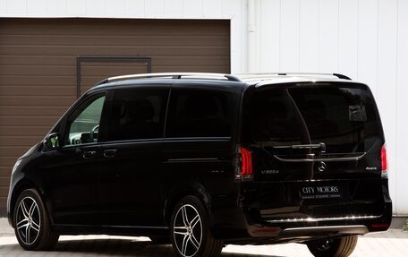 Mercedes-Benz V-Класс, 2024 год, 12 400 000 рублей, 5 фотография