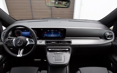 Mercedes-Benz V-Класс, 2024 год, 12 400 000 рублей, 26 фотография