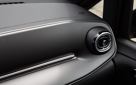 Mercedes-Benz V-Класс, 2024 год, 12 400 000 рублей, 22 фотография