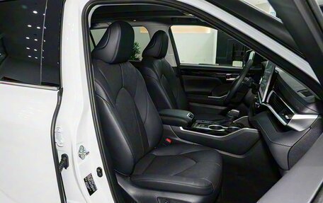 Toyota Highlander, 2025 год, 6 499 000 рублей, 19 фотография