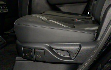 Toyota Highlander, 2025 год, 6 499 000 рублей, 22 фотография