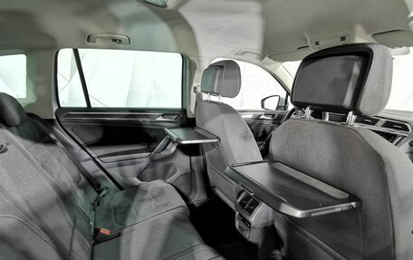 Volkswagen Tiguan II, 2017 год, 2 695 000 рублей, 16 фотография