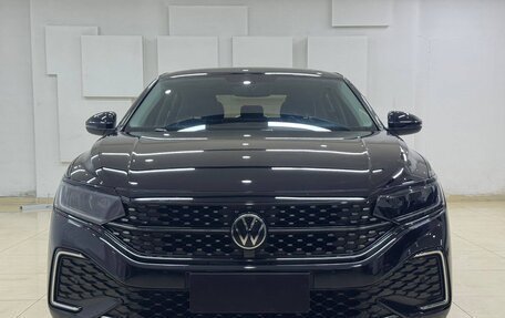 Volkswagen Passat B8 рестайлинг, 2022 год, 2 240 000 рублей, 2 фотография