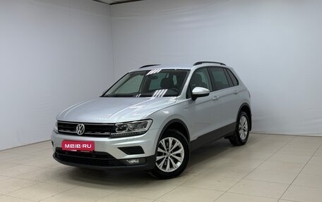 Volkswagen Tiguan II, 2019 год, 2 350 000 рублей, 1 фотография