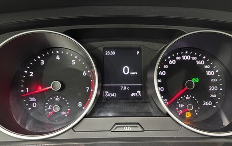 Volkswagen Tiguan II, 2019 год, 2 350 000 рублей, 16 фотография