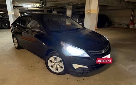 Hyundai Solaris II рестайлинг, 2016 год, 900 000 рублей, 16 фотография