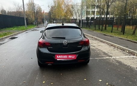 Opel Astra J, 2010 год, 670 000 рублей, 18 фотография
