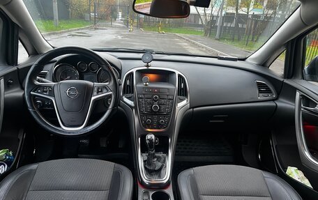 Opel Astra J, 2010 год, 670 000 рублей, 29 фотография