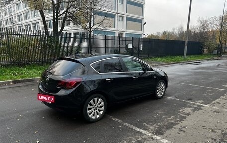 Opel Astra J, 2010 год, 670 000 рублей, 22 фотография