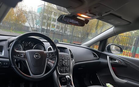 Opel Astra J, 2010 год, 670 000 рублей, 33 фотография