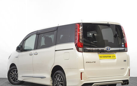 Toyota Esquire I, 2015 год, 2 299 000 рублей, 7 фотография