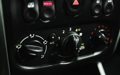 Nissan Almera, 2015 год, 650 000 рублей, 15 фотография