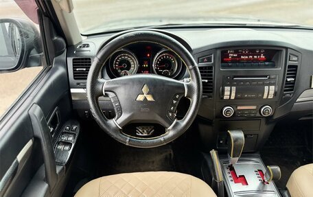 Mitsubishi Pajero IV, 2011 год, 1 825 000 рублей, 6 фотография