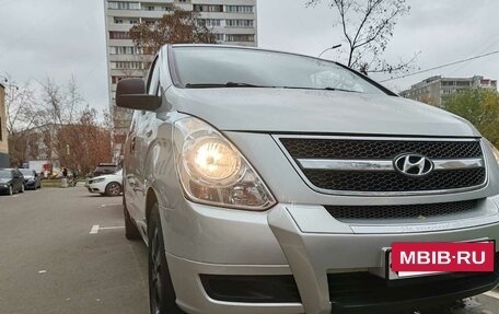 Hyundai Grand Starex Grand Starex I рестайлинг 2, 2009 год, 1 565 000 рублей, 3 фотография