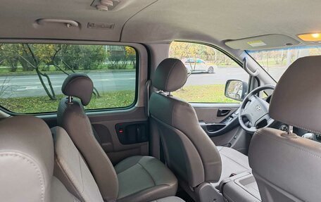 Hyundai Grand Starex Grand Starex I рестайлинг 2, 2009 год, 1 565 000 рублей, 19 фотография