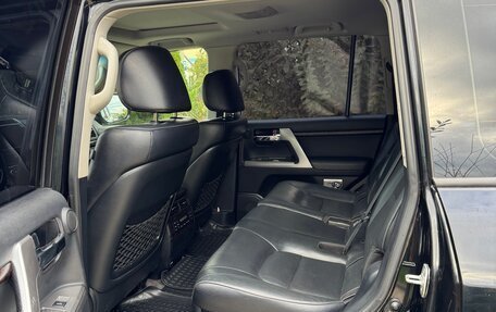 Toyota Land Cruiser 200, 2015 год, 4 300 000 рублей, 4 фотография