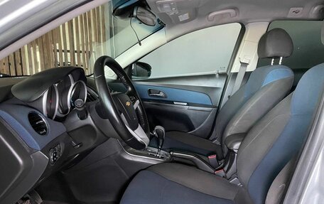 Chevrolet Cruze II, 2013 год, 689 000 рублей, 7 фотография