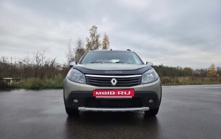 Renault Sandero I, 2013 год, 820 000 рублей, 3 фотография