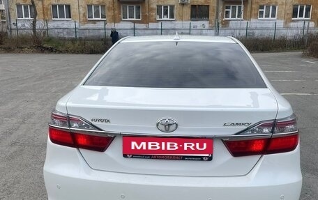 Toyota Camry, 2015 год, 1 669 000 рублей, 7 фотография