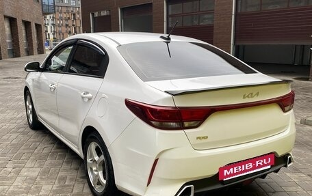 KIA Rio IV, 2022 год, 1 050 000 рублей, 5 фотография