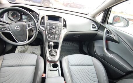 Opel Astra J, 2013 год, 1 100 000 рублей, 5 фотография