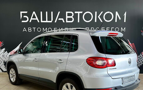 Volkswagen Tiguan I, 2011 год, 1 130 000 рублей, 2 фотография