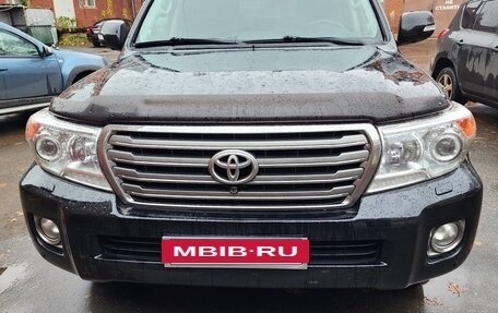 Toyota Land Cruiser 200, 2015 год, 3 950 000 рублей, 8 фотография