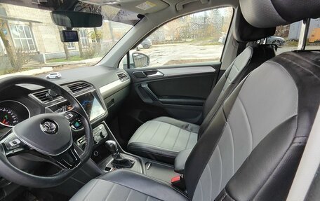 Volkswagen Tiguan II, 2017 год, 1 670 000 рублей, 6 фотография