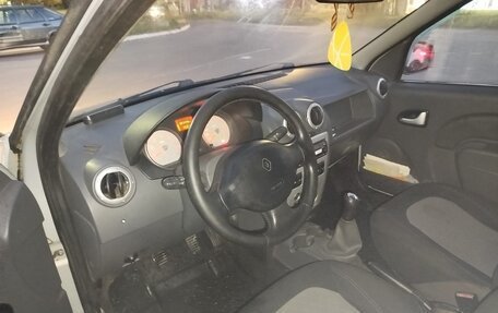 Renault Logan I, 2009 год, 300 000 рублей, 1 фотография