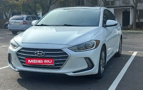 Hyundai Elantra VI рестайлинг, 2018 год, 999 000 рублей, 1 фотография
