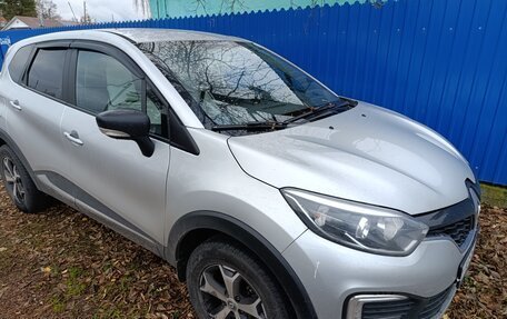 Renault Kaptur I рестайлинг, 2017 год, 1 300 000 рублей, 4 фотография