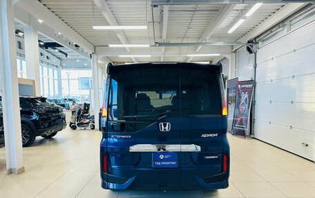 Honda Stepwgn IV, 2017 год, 2 249 900 рублей, 5 фотография