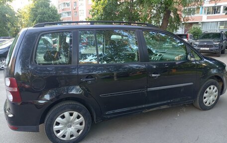 Volkswagen Touran III, 2008 год, 520 000 рублей, 6 фотография