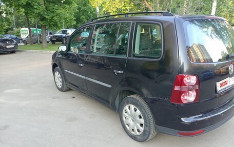Volkswagen Touran III, 2008 год, 520 000 рублей, 5 фотография