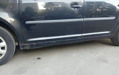 Volkswagen Touran III, 2008 год, 520 000 рублей, 16 фотография