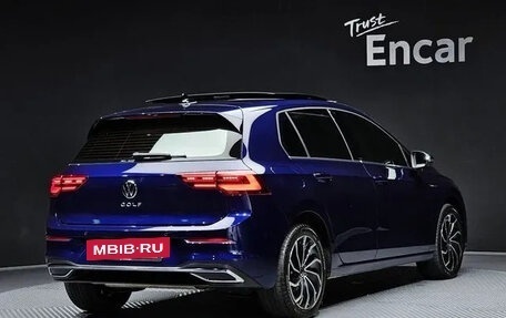 Volkswagen Golf VIII, 2022 год, 2 590 000 рублей, 2 фотография