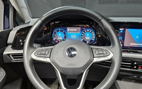 Volkswagen Golf VIII, 2022 год, 2 590 000 рублей, 13 фотография