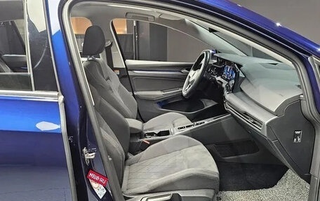 Volkswagen Golf VIII, 2022 год, 2 590 000 рублей, 10 фотография