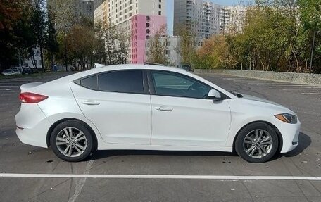 Hyundai Elantra VI рестайлинг, 2018 год, 999 000 рублей, 2 фотография