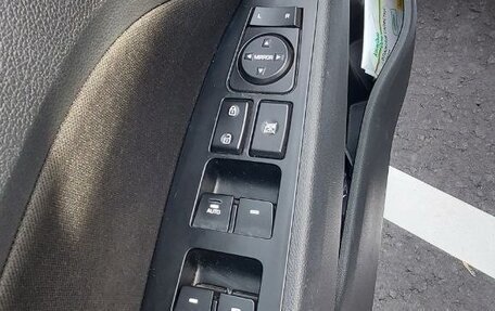 Hyundai Elantra VI рестайлинг, 2018 год, 999 000 рублей, 10 фотография