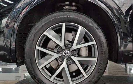 Volkswagen Touareg III, 2022 год, 3 920 000 рублей, 15 фотография