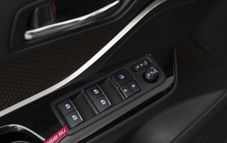 Toyota C-HR I рестайлинг, 2018 год, 2 147 097 рублей, 15 фотография