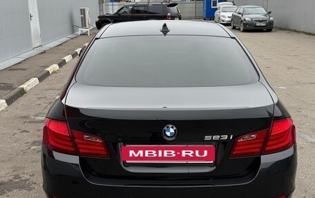 BMW 5 серия, 2011 год, 3 000 000 рублей, 4 фотография