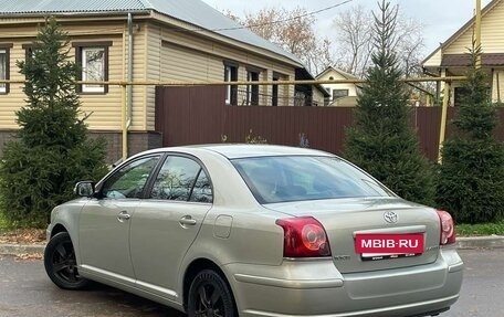 Toyota Avensis III рестайлинг, 2006 год, 675 000 рублей, 4 фотография