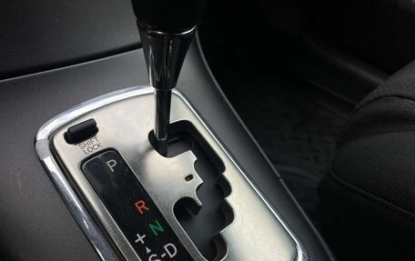 Toyota Avensis III рестайлинг, 2006 год, 675 000 рублей, 15 фотография