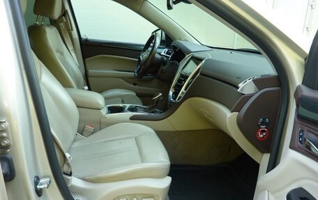 Cadillac SRX II рестайлинг, 2013 год, 900 000 рублей, 21 фотография