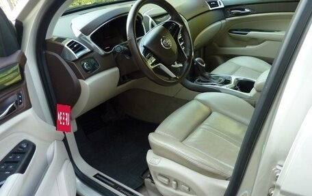 Cadillac SRX II рестайлинг, 2013 год, 900 000 рублей, 16 фотография